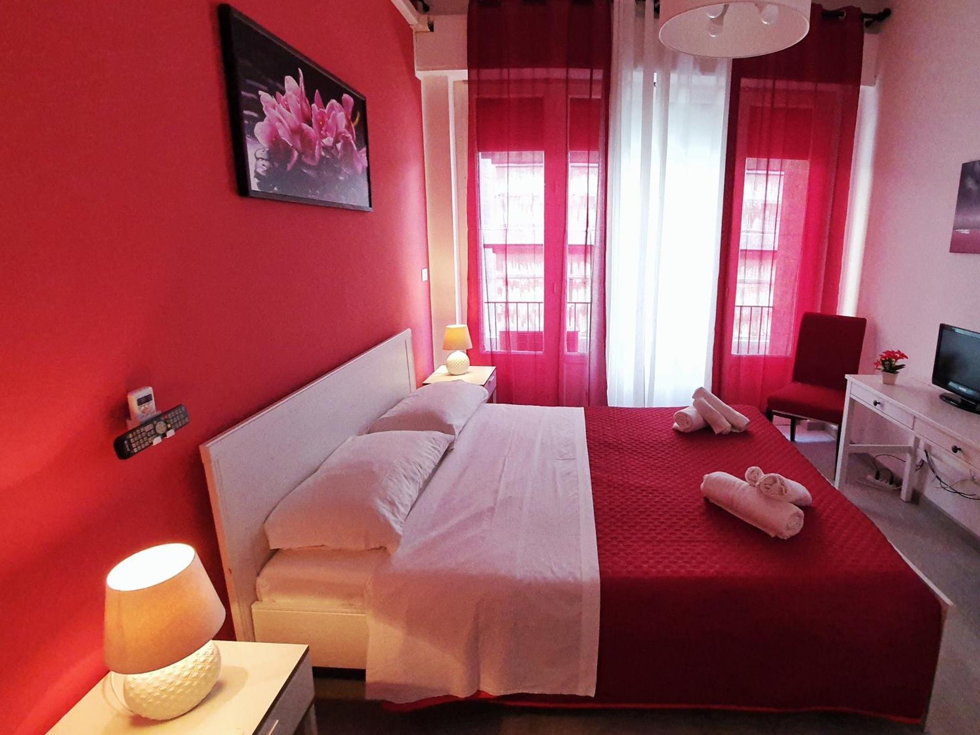 A Un Passo Dal Centro Hotel ปาแลร์โม ห้อง รูปภาพ