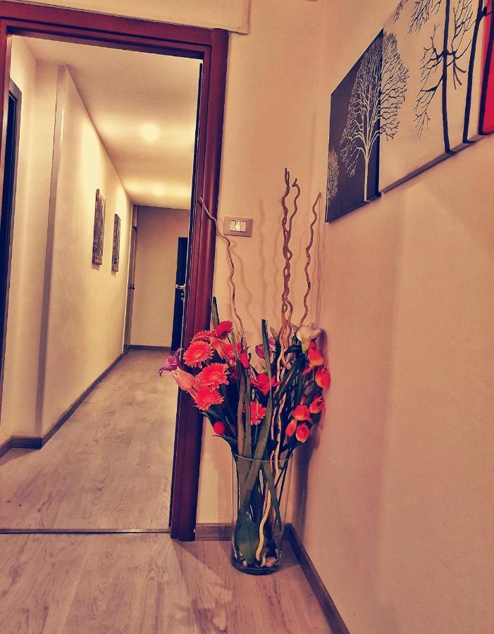 A Un Passo Dal Centro Hotel ปาแลร์โม ภายนอก รูปภาพ